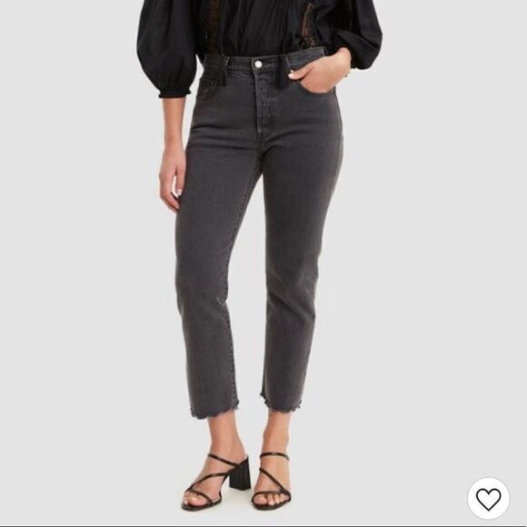 Levi's Women's 501 Super-High Rise Cropped Jeans 29 - Picture 2 of 6